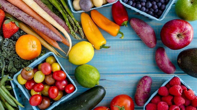 /benessere/alimentazione-e-dieta/7-alimenti-per-ritrovare-il-buonumore/frutta-e-verdura.jpg /benessere/alimentazione-e-dieta/7-alimenti-per-ritrovare-il-buonumore/frutta-e-verdura.jpg
