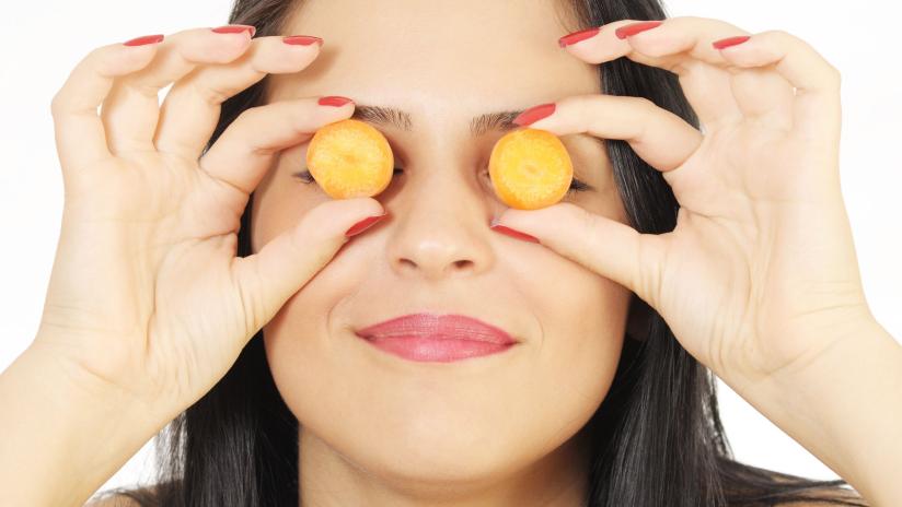 Alimentazione e salute degli occhi: consigli per mangiare bene ...