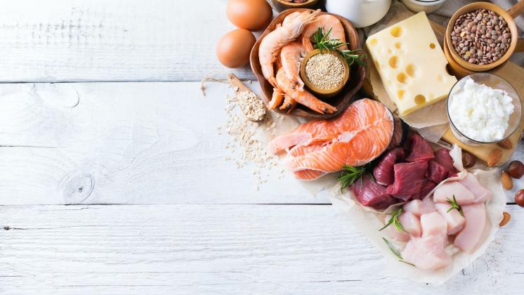 Dieta iperproteica: benefici, rischi e controindicazioni