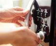I 5 alimenti da non cucinare con il forno a microonde