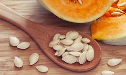L’olio di semi di zucca fa bene alla prostata