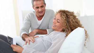 Diventare mamma dopo i 40 anni non è più un problema grazie ai progressi della medicina, in grado di assicurare una gravidanza tranquilla. diventare mamma dopo i 40 anni