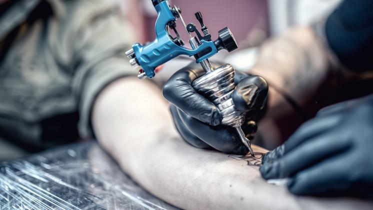 Inchiostri per tatuaggi: rischi sulla salute