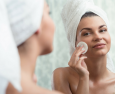 Le regole per una corretta pulizia del viso