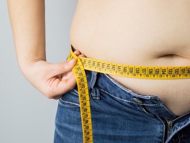 Maniglie dell'amore: come eliminarle in 5 passi