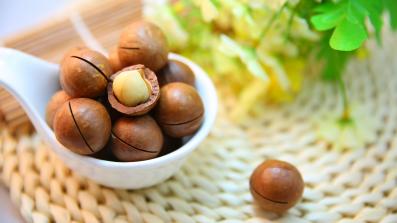 olio di macadamia per la salute di pelle e capelli