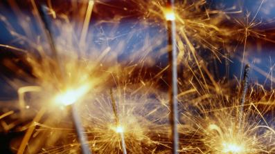 I petardi e i fuochi d’artificio hanno un effetto dannoso sulla salute umana, animale e sull’ambiente. botti di capodanno i pericoli per la salute e le precauzioni da prendere