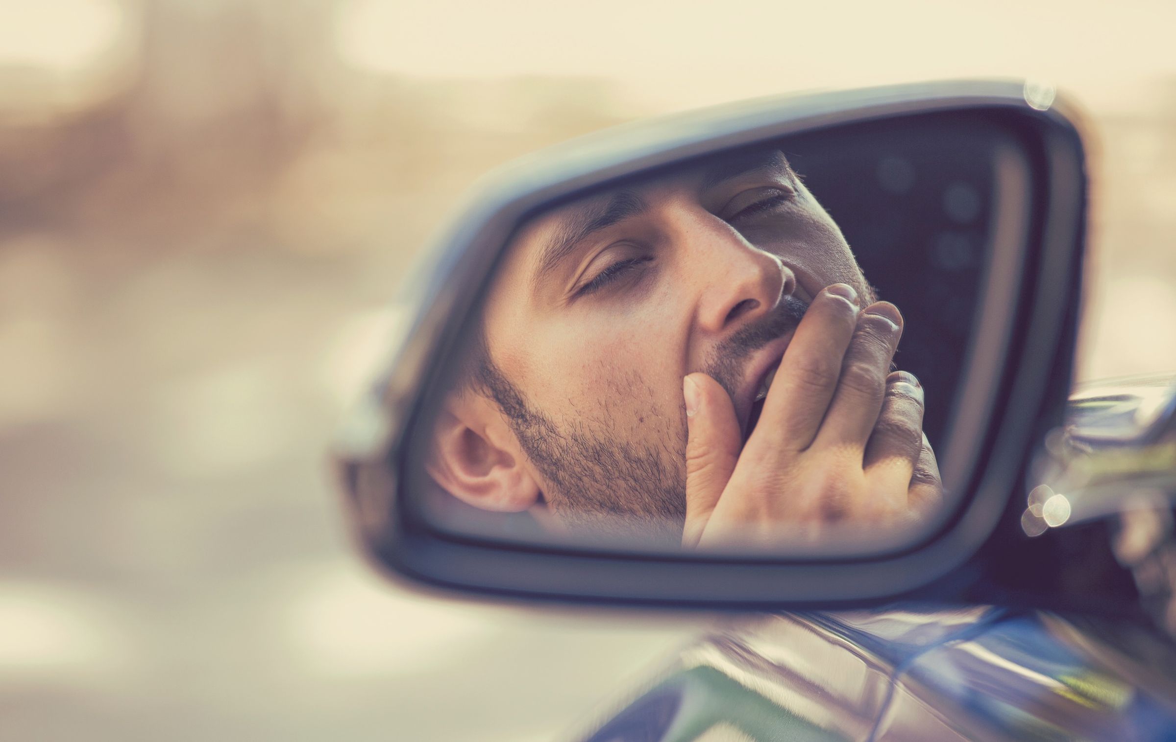 La deprivazione del sonno è una delle cause principali dell’eccessiva sonnolenza alla guida, che si manifesta anche se non ci si addormenta al volante. Se in un breve arco di tempo avete avuto anche solo un paio di incidenti di piccola entità in auto (piccoli tamponamenti, ammaccature, strisciate…), questo dovrebbe... Di recente hai avuto qualche piccolo incidente in auto