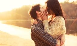 L'importanza del bacio e i benefici per la salute
