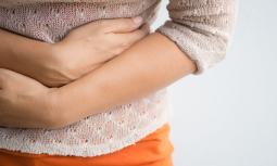 Bruciore di stomaco: cause e rimedi
