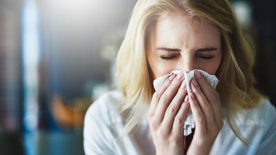 Come distinguere i sintomi del Covid dall'influenza