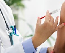 Curare l'allergia con il vaccino: cosa c'è da sapere