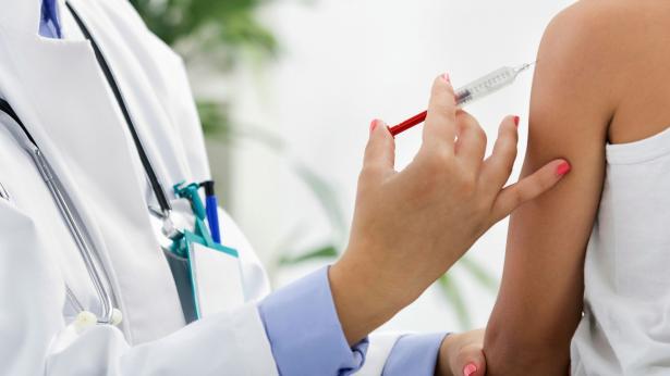 Curare l'allergia con il vaccino: cosa c'è da sapere