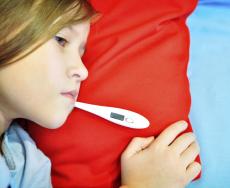 Dolore e febbre nel bambino: nessun rischio con il paracetamolo