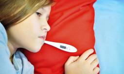 Dolore e febbre nel bambino: nessun rischio con il paracetamolo