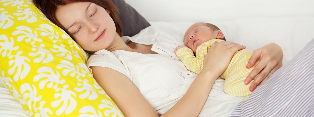 Come e quando dormire quando nasce un bambino: consigli per le neo mamme
