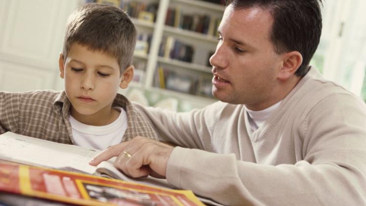Compiti a casa: come aiutare i bambini e ragazzi