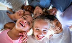 Quanto sono importanti le interazioni sociali per i bambini?