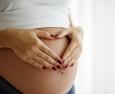 Vaccini contro il Covid in gravidanza e allattamento: come comportarsi