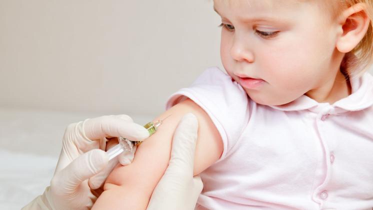 Vaccini per bambini: come funzionano e a cosa servono