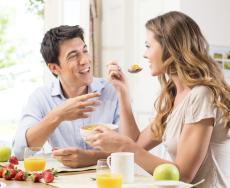 Alimentazione, idratazione e benessere sessuale: ingredienti per il tuo equilibrio