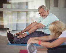 Ginnastica per anziani, gli esercizi da fare in casa