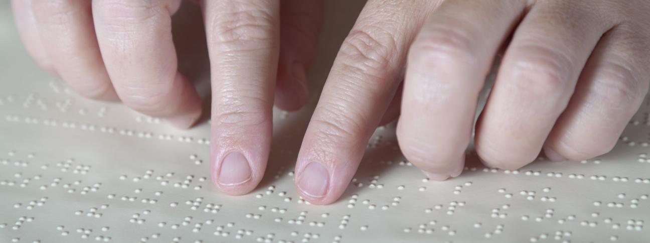 Louis Braille e il metodo per leggere e scrivere da non vedente