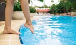 Estate e salute: i rischi più comuni e le infezioni da evitare in vacanza