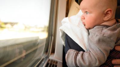 viaggiare con un neonato i consigli per vacanze in sicurezza