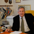 Dr. EMILIO ITALIANO
