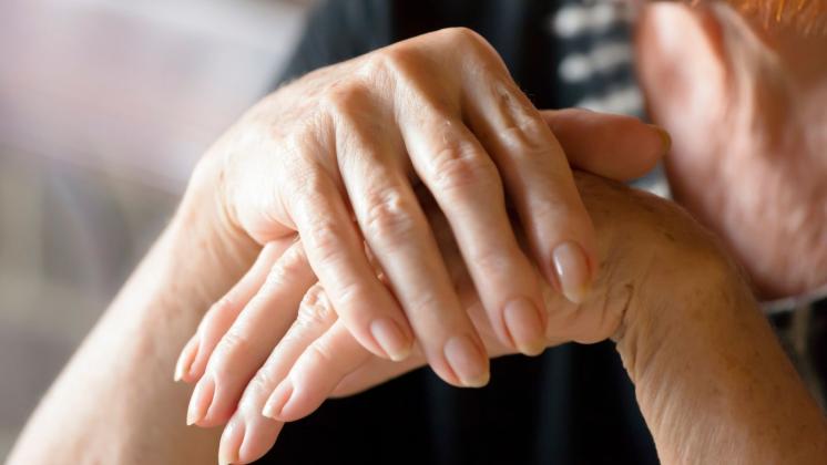 Artrosi della mano: come si manifesta e cosa fare