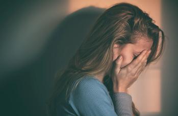 Depressione reattiva: cos'è, sintomi e trattamenti