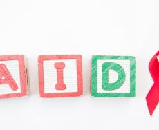 HIV e AIDS: differenze, sintomi e prevenzione