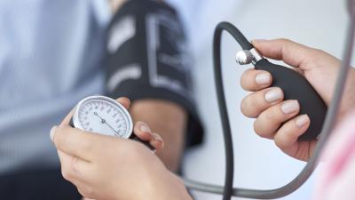 Ipertensione arteriosa: sintomi, fattori di rischio e prevenzione