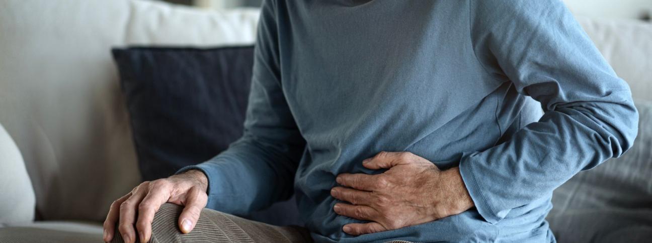 Tumore al colon retto: sintomi e rischi 