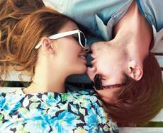 7 psicologi su 10 promuovono il bacio: aiuta a vivere meglio