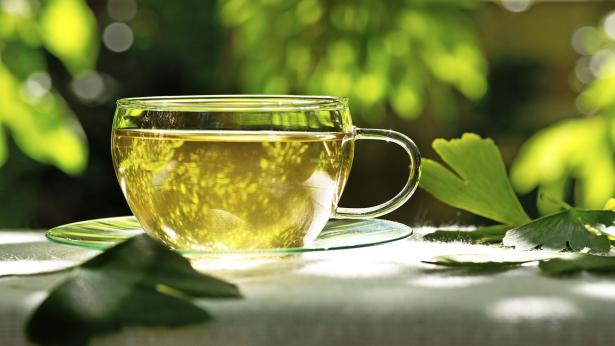 Beve troppo tè verde e viene ricoverata per un’intossicazione al fegato Beve troppo tè verde e viene ricoverata per un’intossicazione al fegato