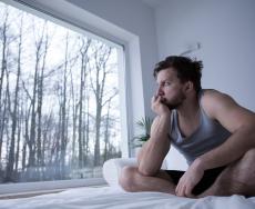 Carenza cronica di sonno: il cervello rischia di autodistruggersi