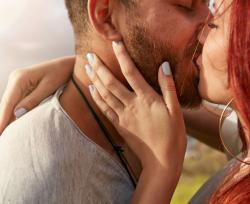 Baciare migliora la salute: la Giornata dedicata al bacio