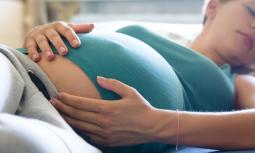 Alcol in gravidanza: i rischi per il feto