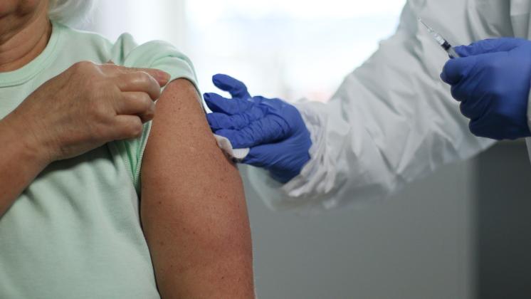 Nuovo vaccino Novavax: bio e con meno effetti collaterali