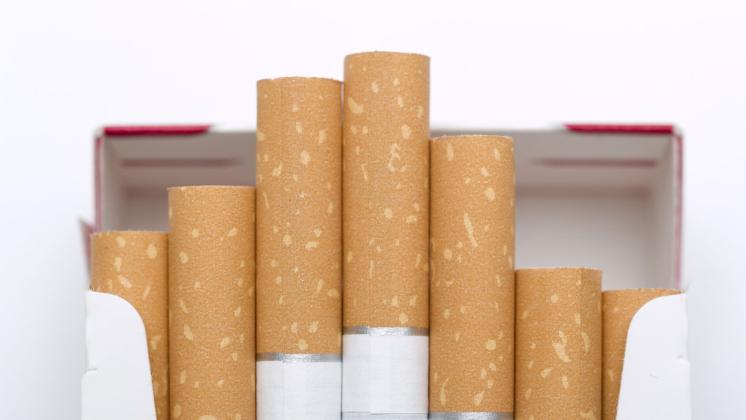Tabacco e sigarette, approvato il decreto: è giro di vite