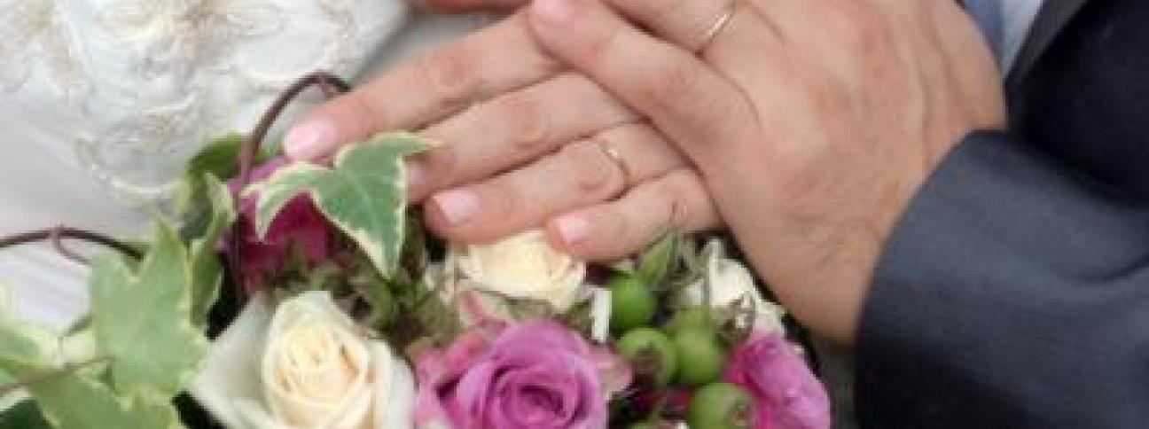 Tumori: il matrimonio allunga la vita dei malati di cancro