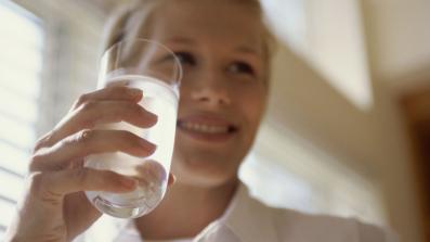 acqua e salute quanta acqua dobbiamo bere ogni giorno