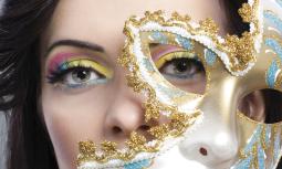 Carnevale: maschere, trucchi e cosmetici