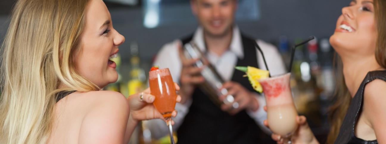 Happy hour: come non trasformarlo in una trappola per la linea e la salute 