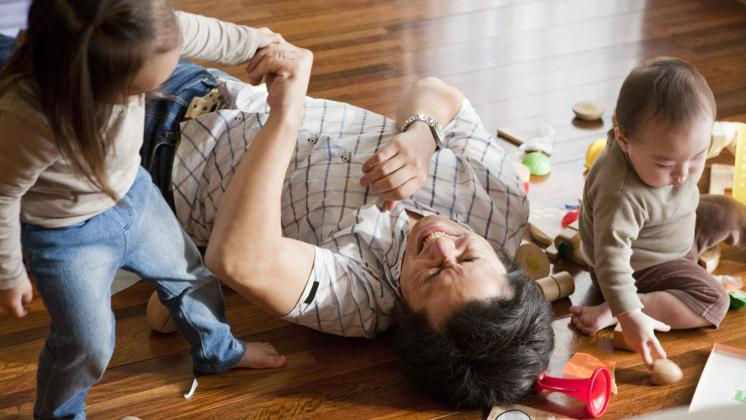 Preferire un figlio all'altro: lo fa il 70% dei genitori